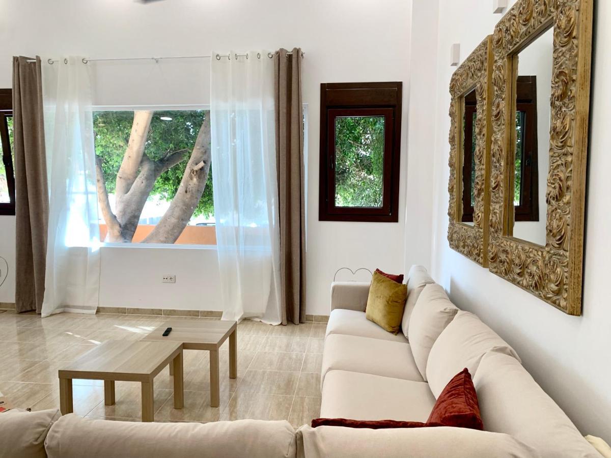 Amplia Vivienda New Para12 Pers A 4 Min Caminando De Playa Con Terraza, Piscina Com, Wifi, Ventiladores De Techo, Lavavajillas Roquetas de Mar Buitenkant foto